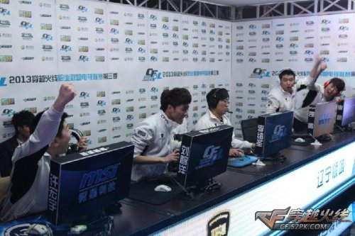 有人因为在 有人因为在