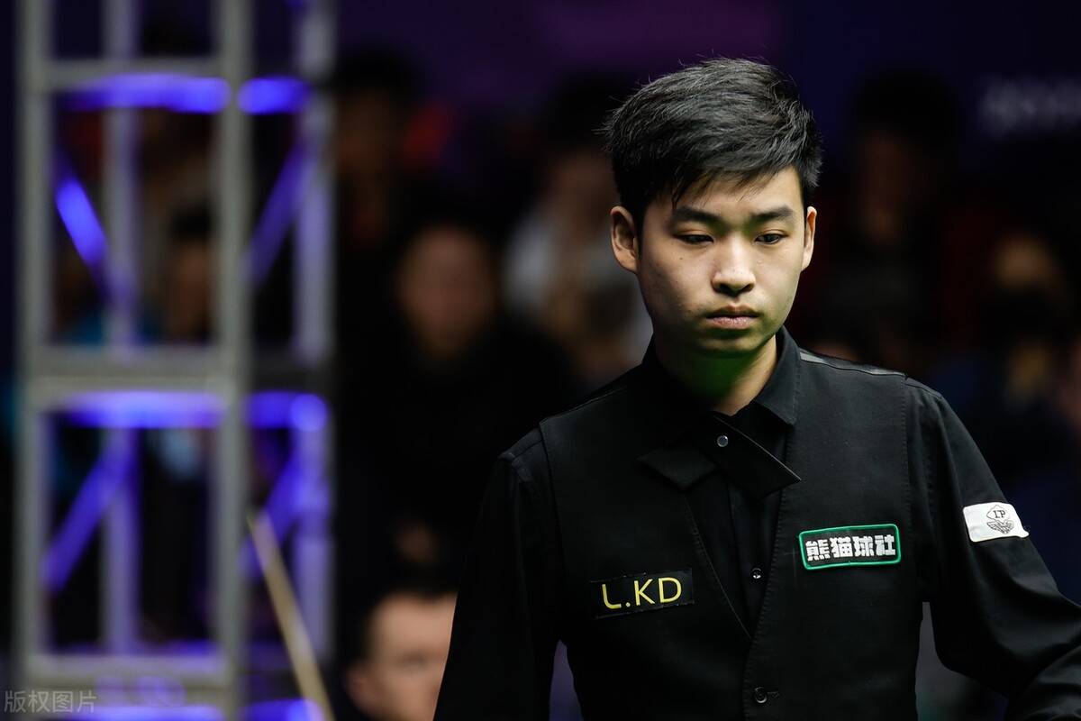 量足够高的 量足够高的