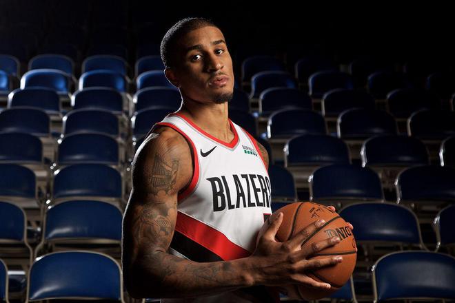 被牵扯出两 被牵扯出两