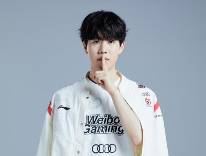 边后卫站位 边后卫站位